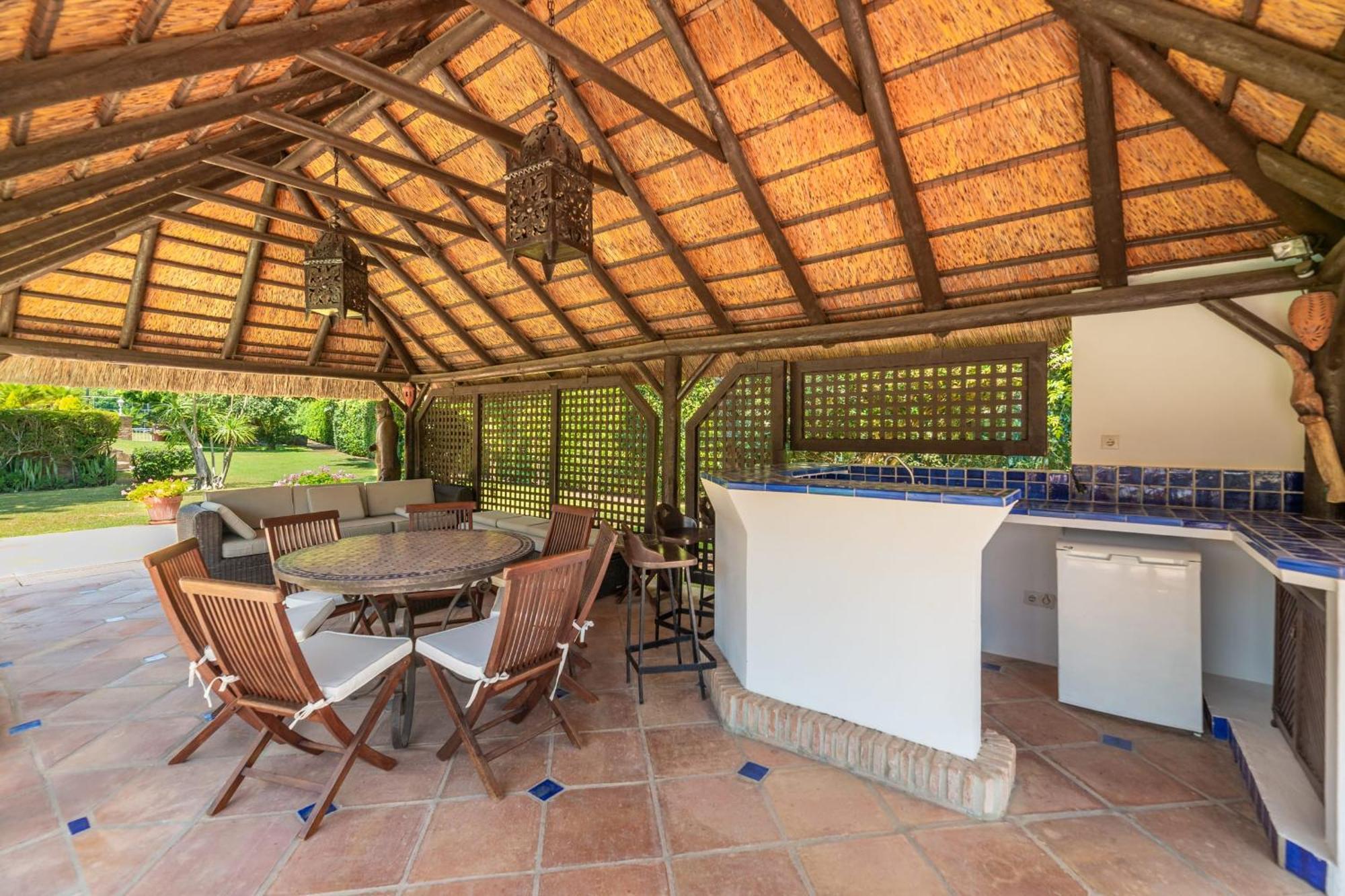 All About La Sirena Villa *