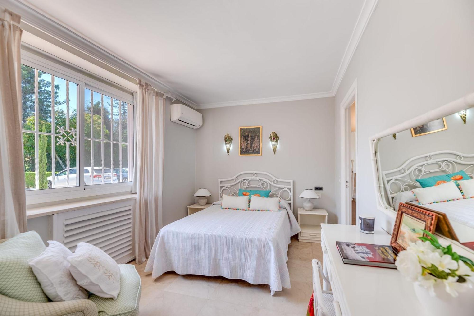 All About La Sirena * Marbella