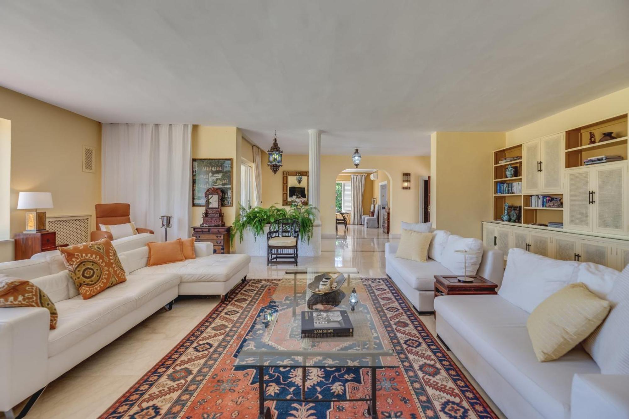 All About La Sirena Villa