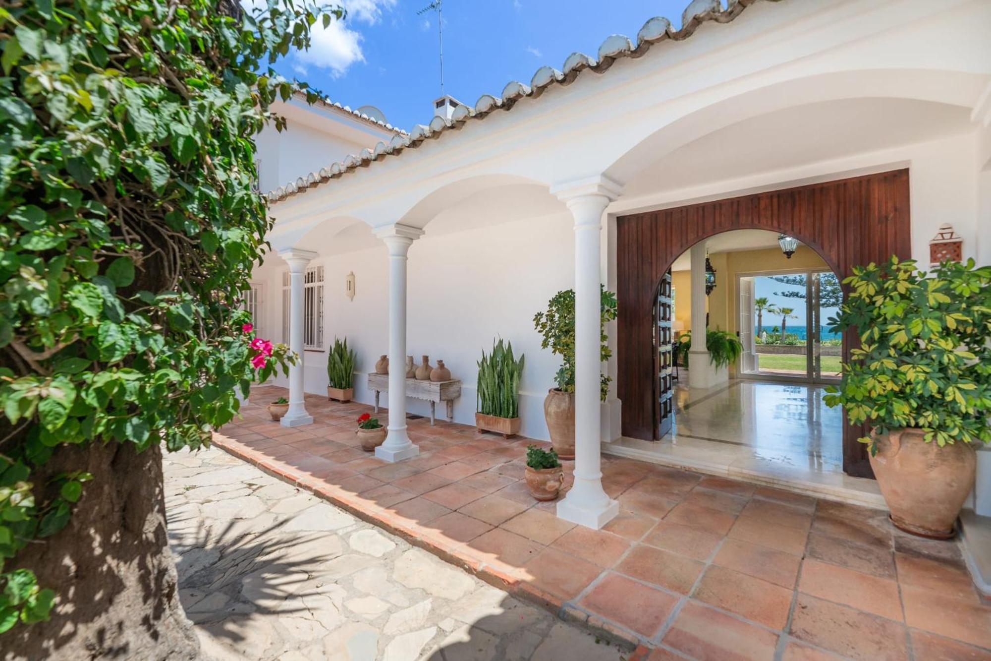 All About La Sirena Villa